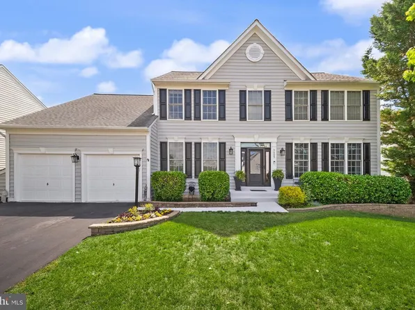 9009 Paddington Ct, Bristow, VA 20136