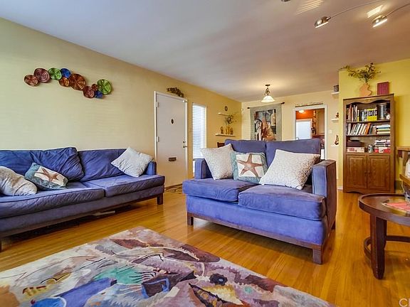 4th image of 3930 E 1st St #4