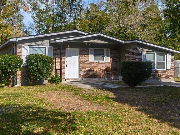 3rd image of 7307 Melvin Cir N