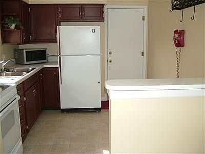 5th image of 9414 Gregg Dr