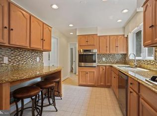 1824 Dalmation Dr, Mc Lean, VA 22101