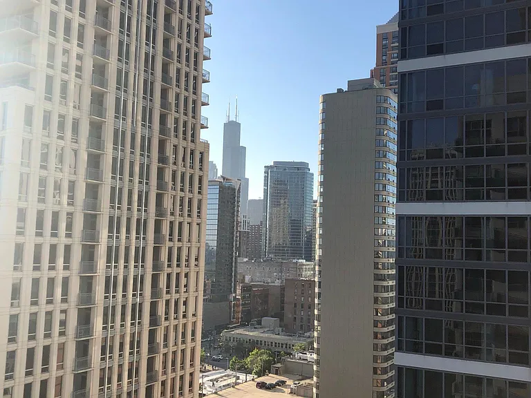 1305 S Michigan Ave #1506 — Photo 6
