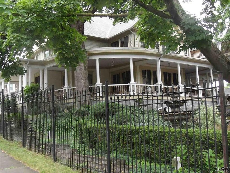 1st image of 1010 Utica St