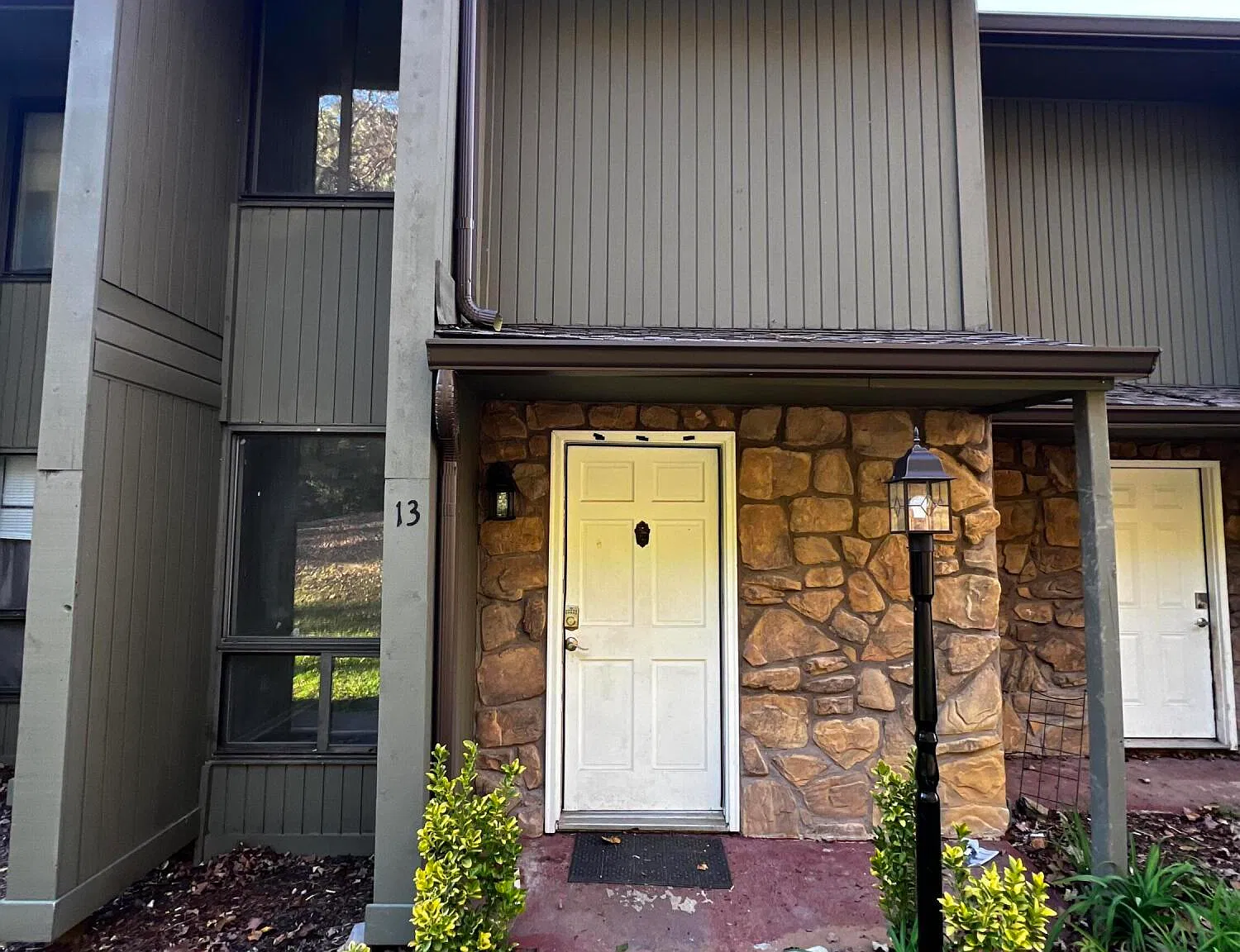 2 bed, 1000 sqft, $1,000 — Photo 1