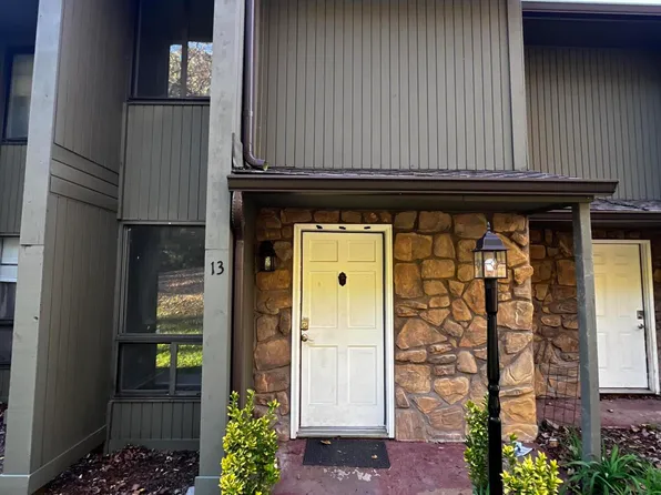1419 Colony Park Dr APT 16, Johnson City, TN 37604