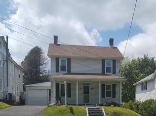 206 Creamery Ave, Delta, PA 17314