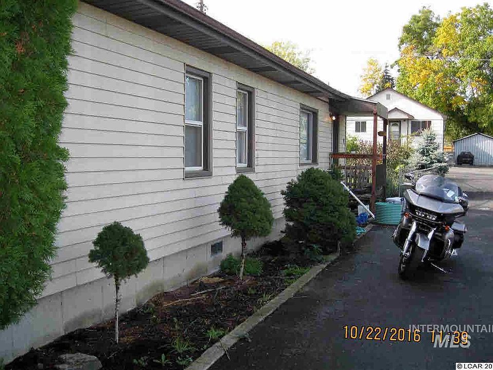 1st image of 217 S Garden Ct #A-b