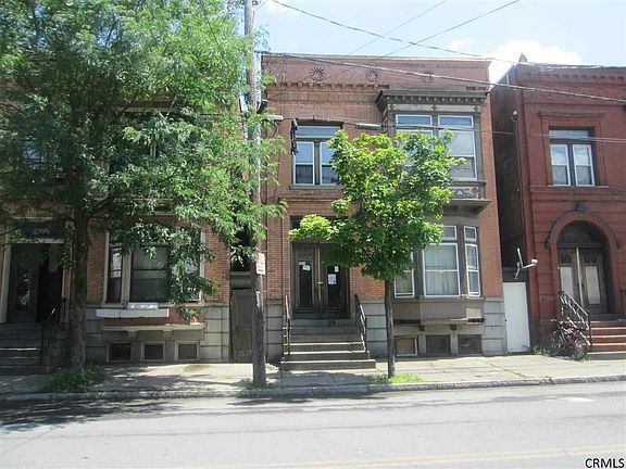 2nd image of 2904 6th Ave