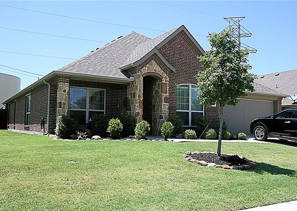 1st image of 2213 Liriope Ln