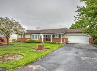 45 Snyder Ln, Ephrata, PA
