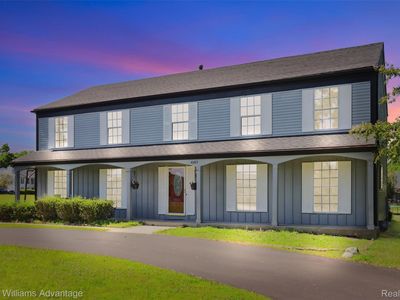 5262 Kingsfield Dr, West Bloomfield, MI, 48322