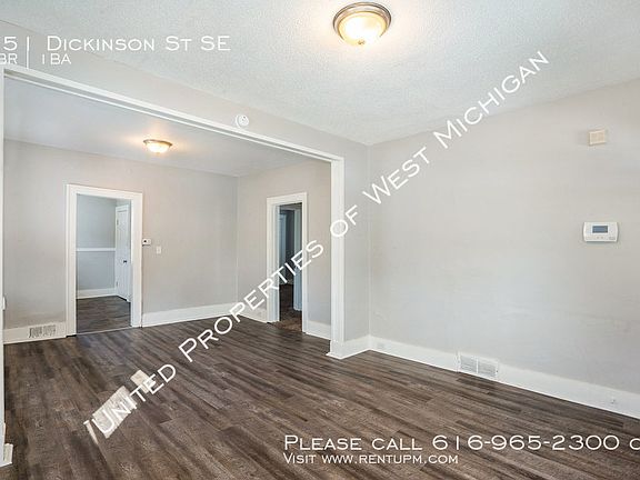 5th image of 551 Dickinson St SE
