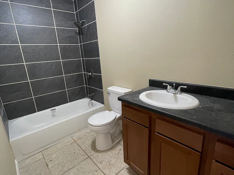 1241 Sunset Rd — Photo 9