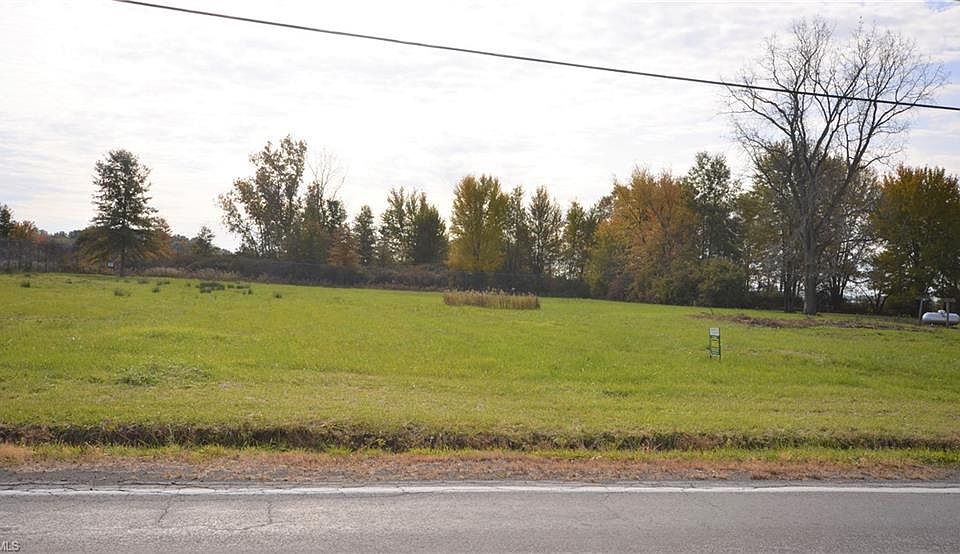 2nd image of Albrecht Rd