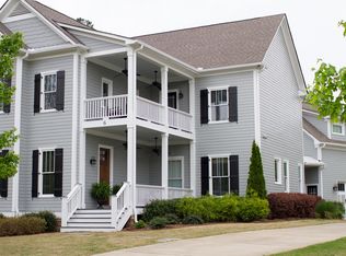 6 Legacy Dr, Roswell, GA 30075