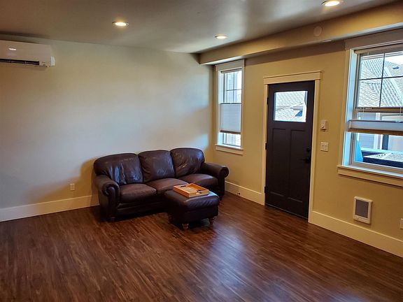 4th image of 24493 E Pinnacle Ct E