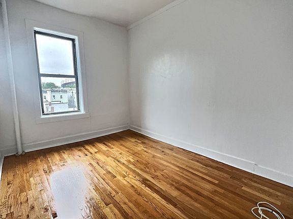 5th image of 1906 Ditmars Blvd APT 41