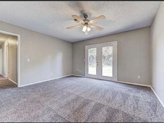 3rd image of 801 W Forest Dr