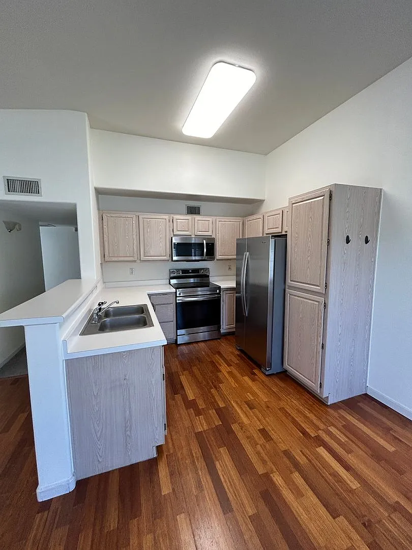 2-bedroom Condo in Peaceful Broomfield Community — Photo 3