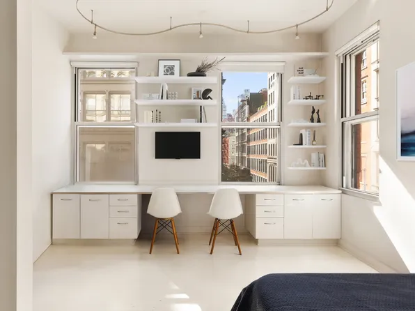 39 1/2 Crosby Street image 5 of 11