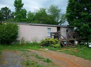 6769 Glade Rd SE, Acworth, GA 30102