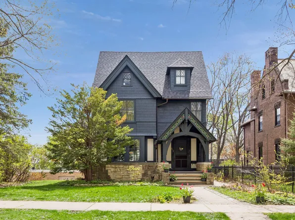 502 Grand Hl, Saint Paul, MN 55102
