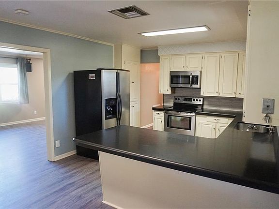 5th image of 315 Beauregard St