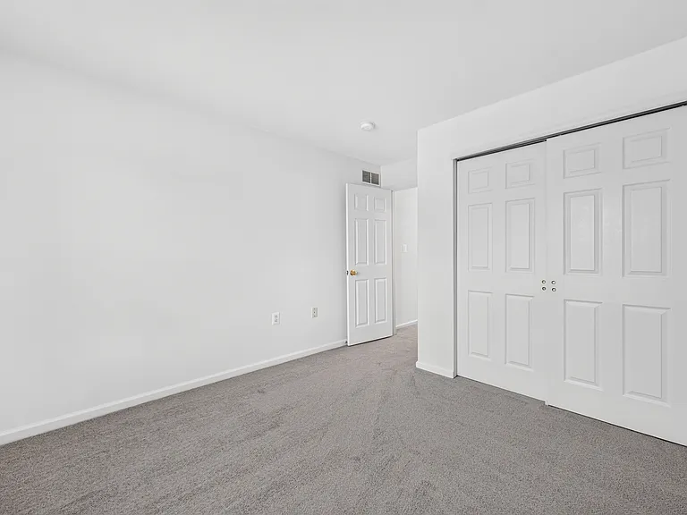 335 Wheatfield Cir — Photo 12