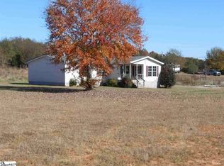 33 Highland Ct, Gray court, SC 29645