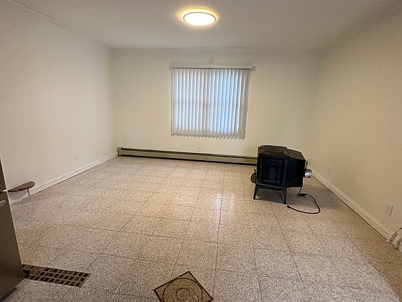 2nd image of 194 Cranford Blvd #B