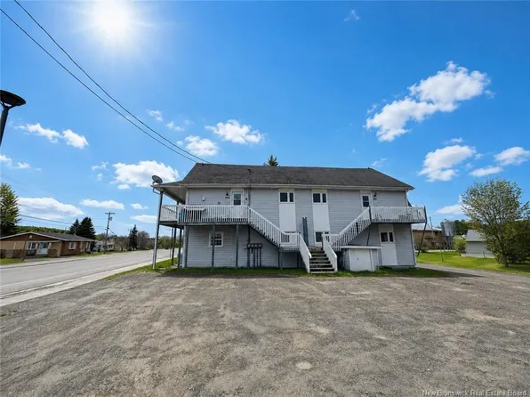 76 Notre Dame St, Kedgwick, NB E8B 1H4