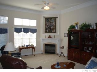 581 Ambergate Pl NW, Concord, NC 28027