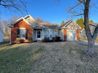 9318 Broken Pine Ln, Charlotte, NC 28269