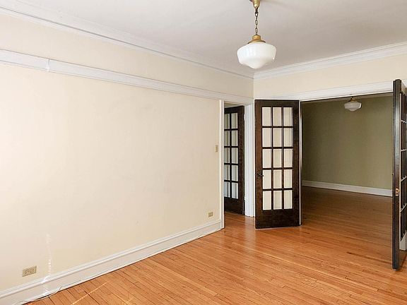5th image of 5550 N Glenwood Ave APT 2W