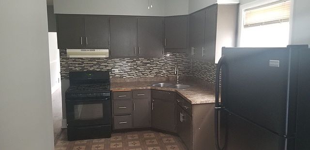 1st image of 8420 S Manistee Ave #2