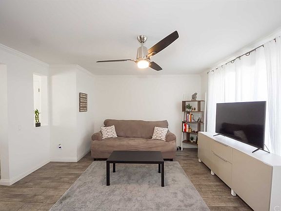 4th image of 2961 Bradford Pl APT B