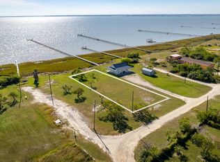 1310 1st St, Bayside, TX 78340