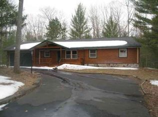 1722 Melody Ln, Interlochen, MI 49643
