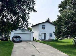 1660 Grant St, Beloit, WI 53511