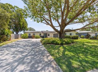 3267 S Lockwood Ridge Rd, Sarasota, FL 34239