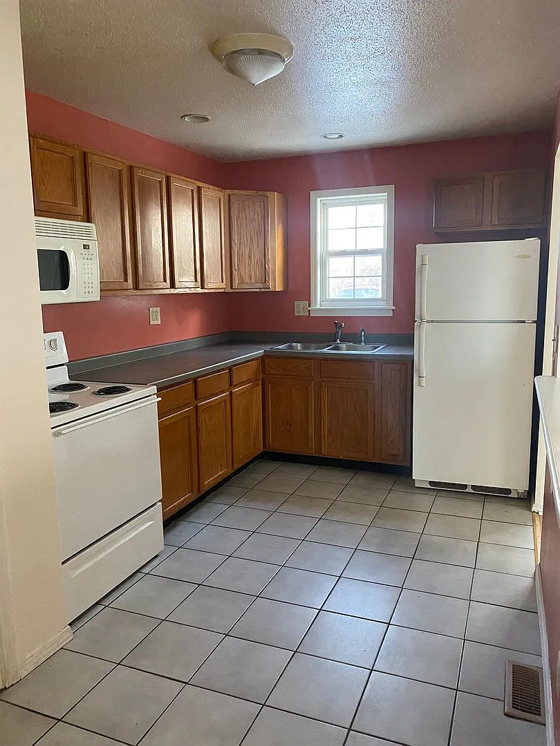Cute 2bd/1ba — Photo 1