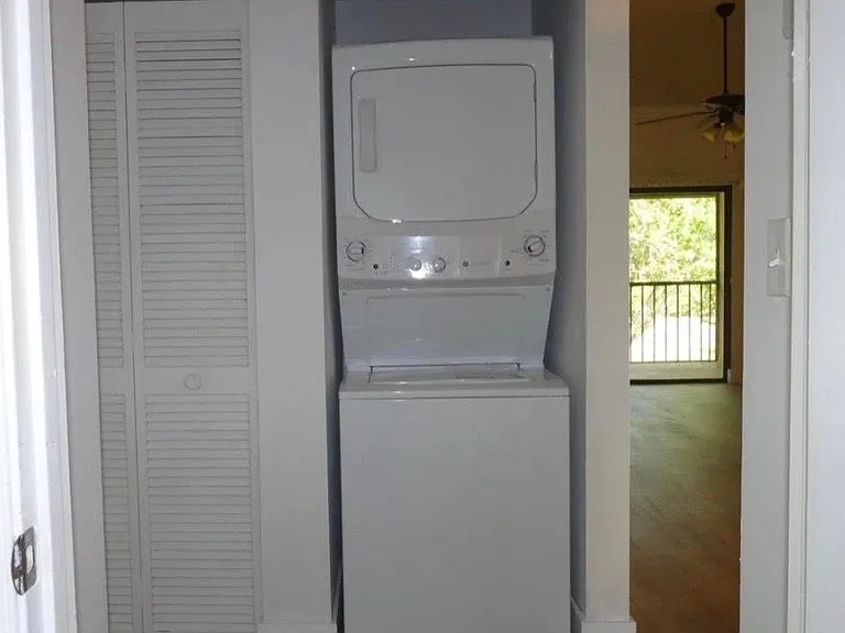 3130 Millwood Ter #2120 — Photo 8