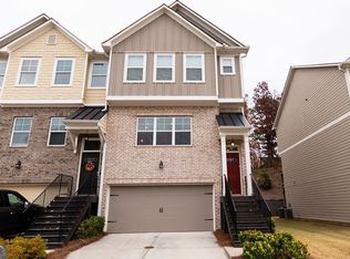 2527 Hedgeway Cir, Kennesaw, GA 30144