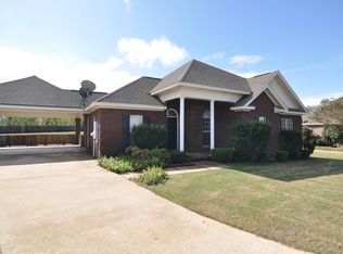 151 Autumn Trl, Wetumpka, AL 36092