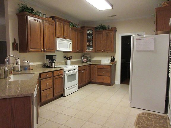 4th image of 7047 Balsa Glenn Dr