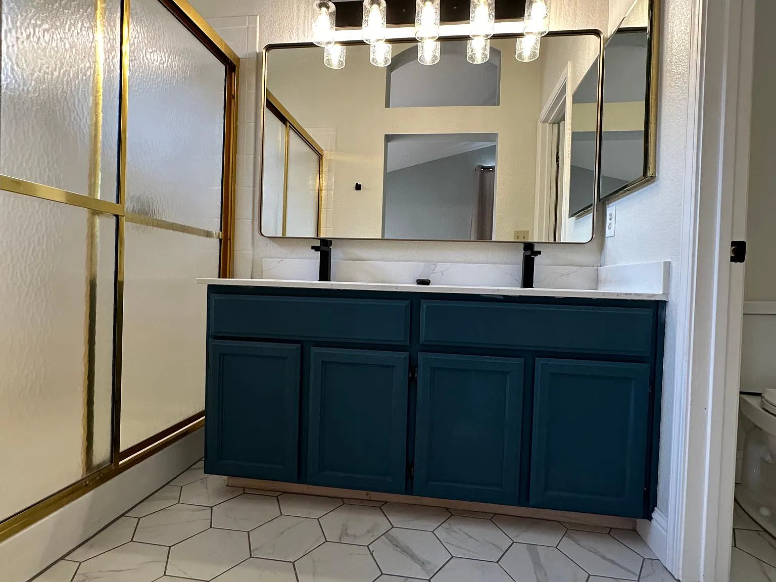 3 bed, 1648 sqft, $3,100 — Photo 3