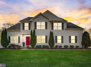 154 Memorial Ln, Mount Laurel, NJ 08054