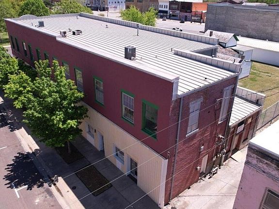 2 S Washington Ave, Iola, KS 66749 | MLS #46678 | Zillow