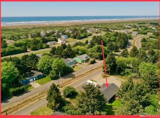 330 Clover Creek Ave NW, Ocean Shores, WA 98569