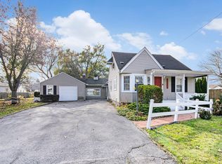 21622 Trombly St, Saint Clair Shores, MI